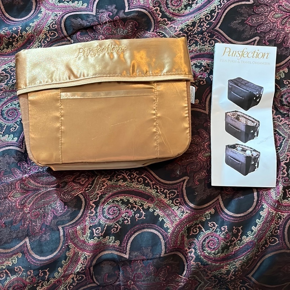 Pursfection purse and travel organizer! Perfect to organize your purse!